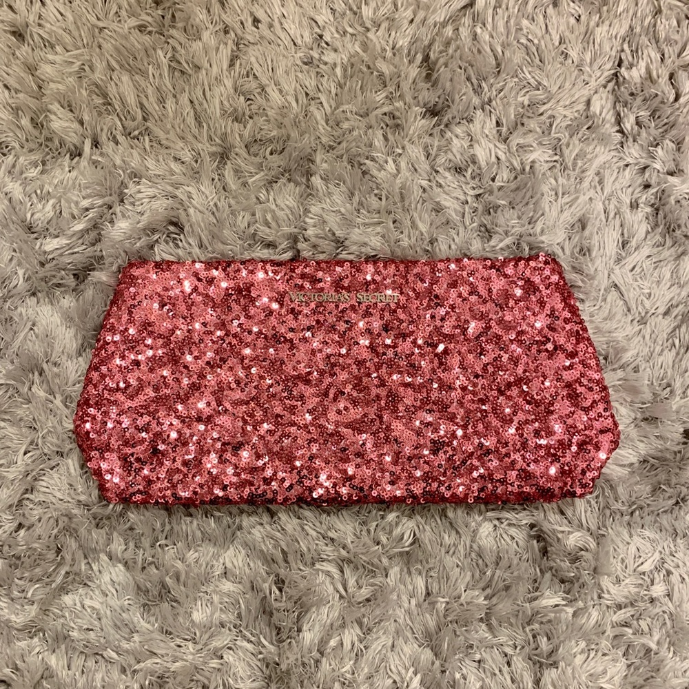 NWOT VS Sequin Clutch